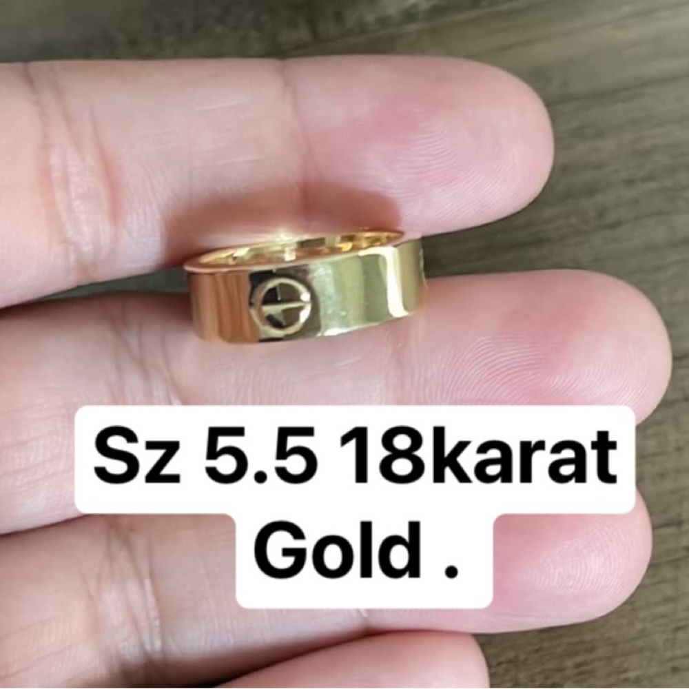 18karat gold sz 5.5